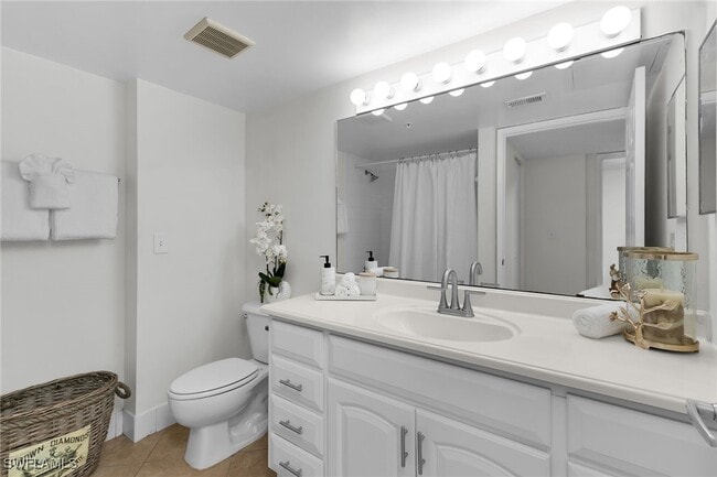 property at 1810 Florida Club Cir