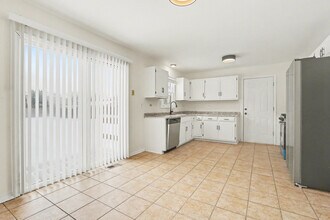 2600 John Bourg Dr in Plainfield, IL - Building Photo - Building Photo