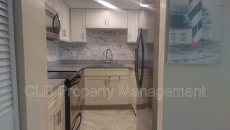 3051 S Atlantic Ave in Daytona Beach Shores, FL - Building Photo