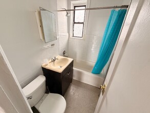 1649 Edison Ave, Unit 5E in Bronx, NY - Foto de edificio - Building Photo