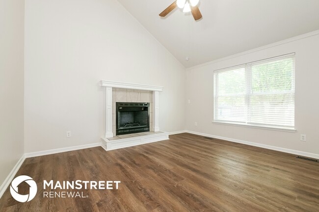 118 NE 109th St in Kansas City, MO - Foto de edificio - Building Photo