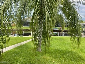 5367 Coral Ave in Cape Coral, FL - Building Photo - Building Photo