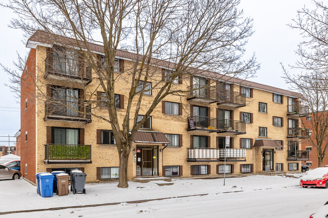 532 De Chamonix Rue in Laval, QC - Building Photo - Primary Photo