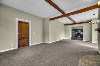 402 Nicholson St in Joliet, IL - Building Photo - Building Photo