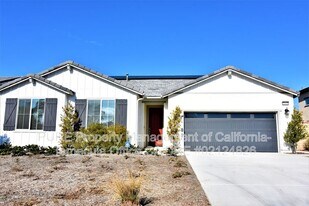 32615 Cert St in Wildomar, CA - Building Photo