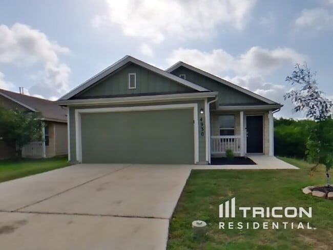 property at 4930 Everett Loop