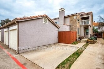 4242 N Capistrano Dr in Dallas, TX - Building Photo - Building Photo