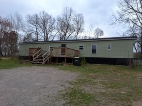 3789 Doe Run Rd in Elizabethtown, KY - Building Photo - Building Photo