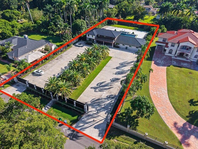 280 NE 156th St in Miami, FL - Building Photo - Building Photo