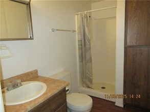 3803 N Roosevelt St in Kingman, AZ - Building Photo - Building Photo