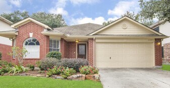 26903 Castlecliff Ln in Humble, TX - Building Photo