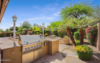 7646 E Rose Garden Ln in Scottsdale, AZ - Building Photo - Building Photo