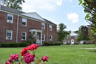 Belle Gardens in Plainfield, NJ - Foto de edificio - Building Photo