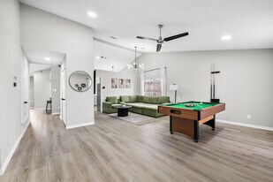 1040 Eagle Dr, Unit SI ID1514800P in Desoto, TX - Building Photo