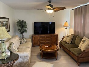 1370 Bunker Way in Ft. Myers, FL - Building Photo - Building Photo