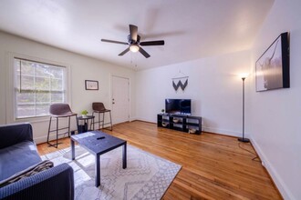 1008 Clarendon St in Durham, NC - Building Photo - Building Photo