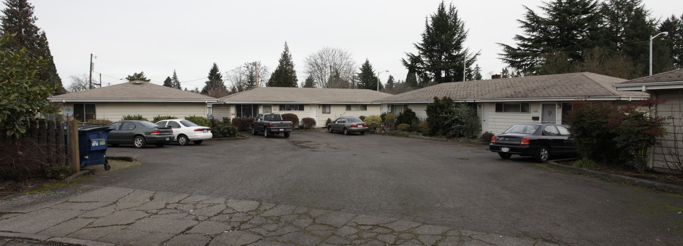 3200-3214 E 28th St in Vancouver, WA - Building Photo