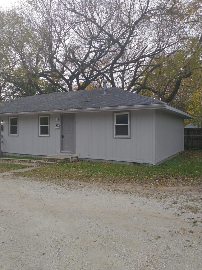 2405 W Elm St Rentals in Springfield, MO