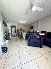 19729 SW 114th Ave in Miami, FL - Building Photo - Building Photo