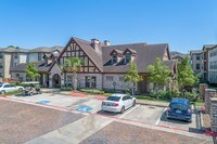 KENSINGTON CROSSINGS photo'