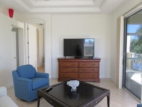 9720 Sea Turtle Terrace in Bradenton, FL - Foto de edificio - Building Photo
