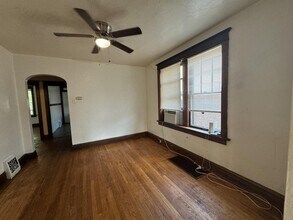 5741 Floy Ave in St. Louis, MO - Building Photo - Building Photo