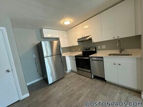 50 Evergreen St in Boston, MA - Foto de edificio - Building Photo