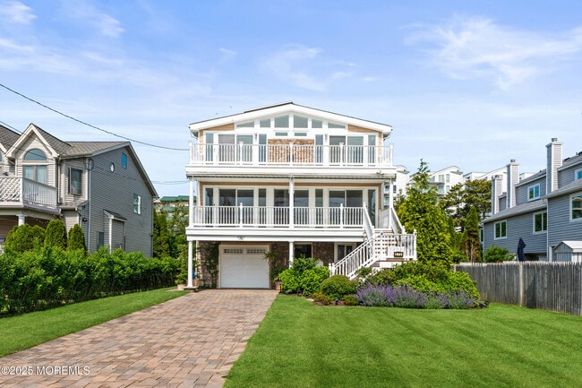 property at 272 Ocean Blvd N