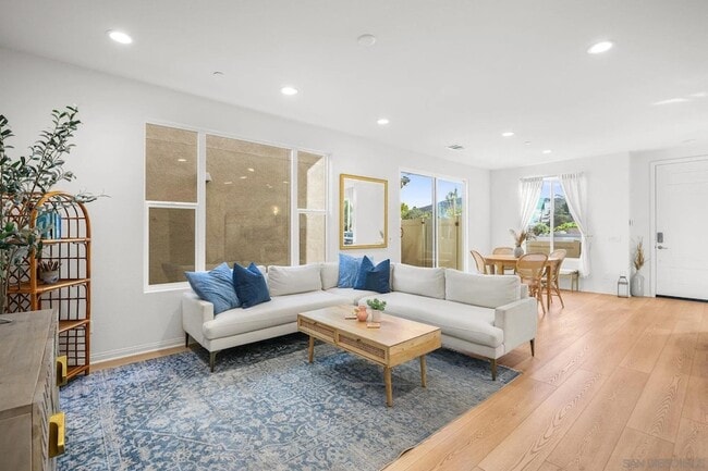 2612 Babaco St in Spring Valley, CA - Building Photo - Building Photo