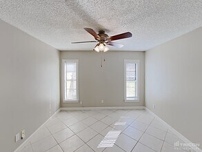 15927 Mystic Way in Tampa, FL - Building Photo - Building Photo