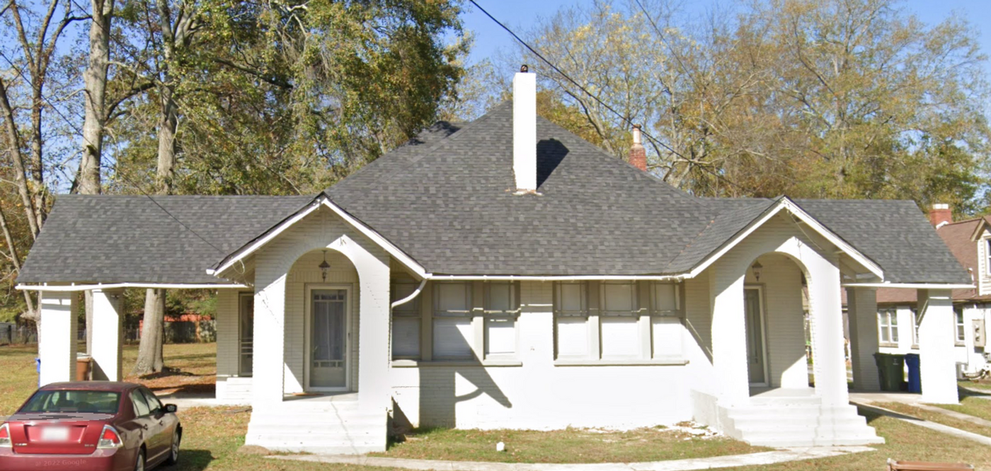 803 Main St E in Hartselle, AL - Foto de edificio