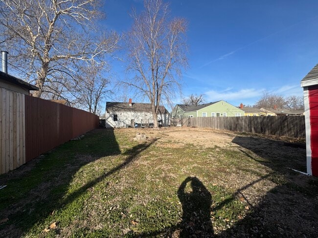 2116 S Gold St in Wichita, KS - Foto de edificio - Building Photo