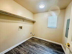 5564 Banyan Ct in Baton Rouge, LA - Foto de edificio - Building Photo