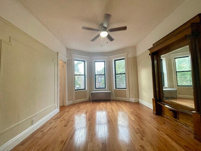 1385 Park Pl in Brooklyn, NY - Building Photo - Building Photo