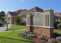 Arista Apartments photo'