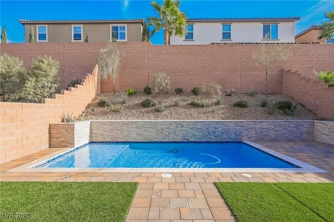27 Santo Mio Ct in Henderson, NV - Building Photo - Building Photo