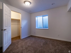 3860 N Davencourt Loop in Lehi, UT - Building Photo - Building Photo