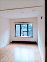 1711 S 13th St, Unit 1 in Philadelphia, PA - Building Photo - Building Photo
