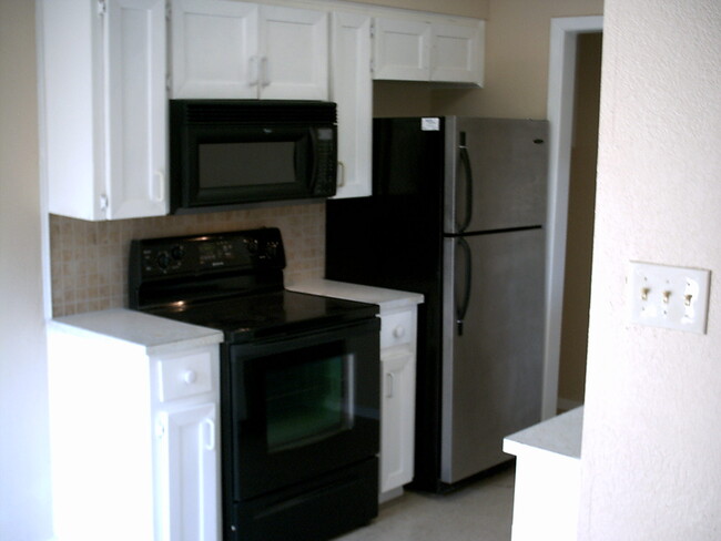 1908 Hearthside in Austin, TX - Building Photo - Interior Photo