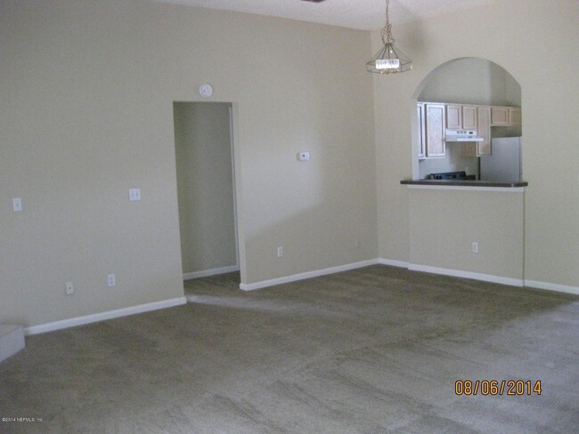 11191 Mikris Dr S in Jacksonville, FL - Building Photo - Building Photo