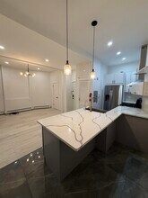 202 28th St in Union City, NJ - Building Photo - Building Photo