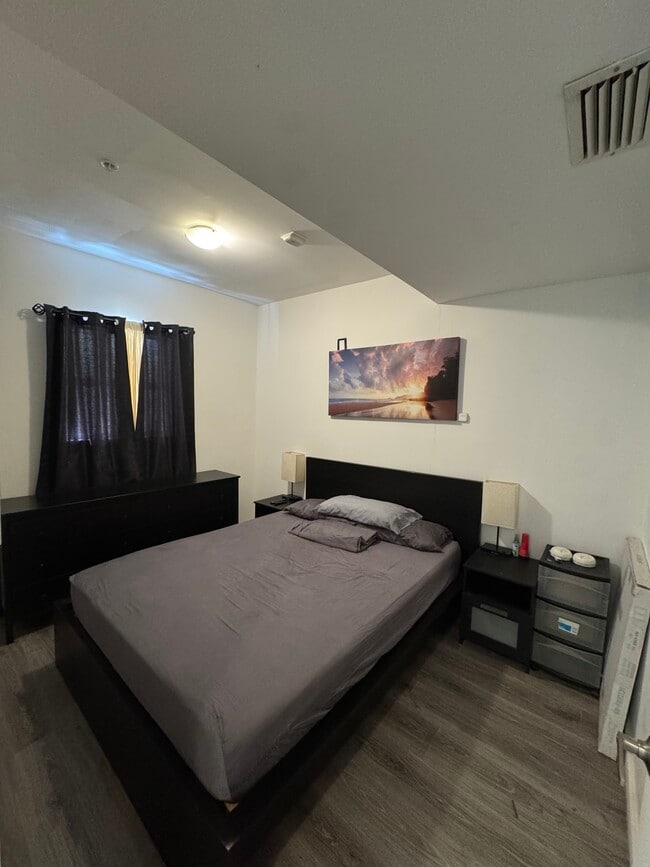 810 7th St, Unit Unit 106 in Miami Beach, FL - Building Photo - Building Photo