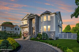 243 Overbrook Ave in Ocean Township, NJ - Building Photo