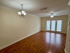 1348 Green Oaks Ln in Charlotte, NC - Building Photo - Building Photo