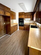 4000 Mescalero Dr in Hobbs, NM - Building Photo - Building Photo