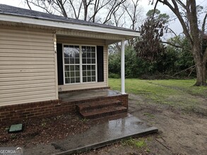 1007 Lucy Ln in Statesboro, GA - Building Photo - Building Photo