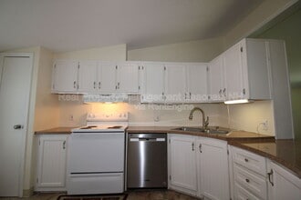 997 NH-11 in Farmington, NH - Building Photo - Building Photo