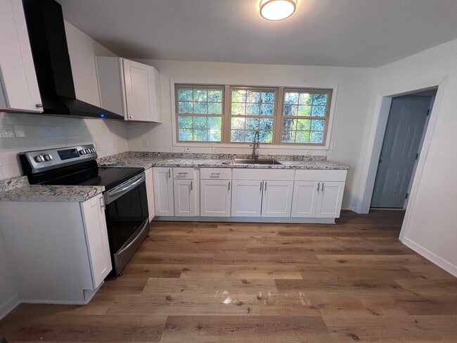 property at 1218 21st St