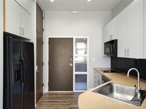 514 W 10th St in Charlotte, NC - Building Photo - Building Photo