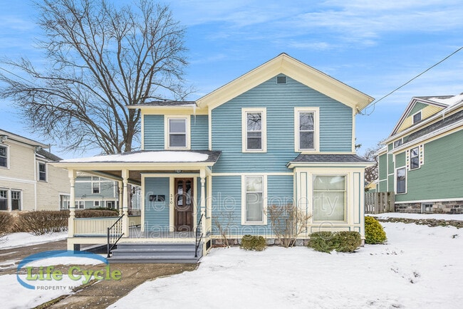 property at 310 Union Ave SE